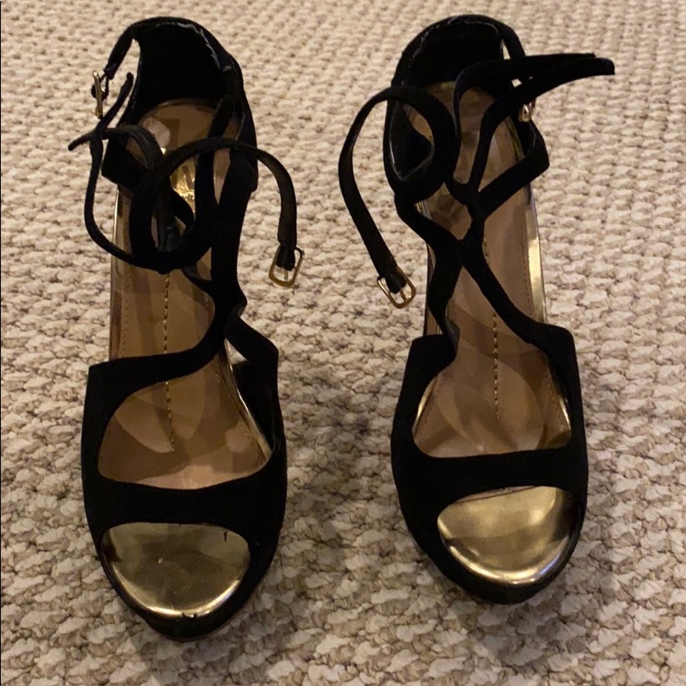 Black Dolce Vita Suede Heels